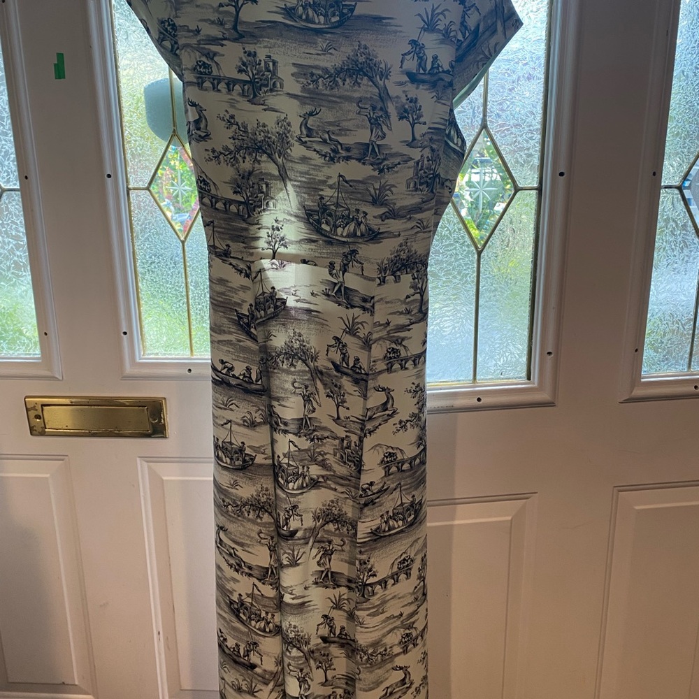 Babaton Monochrome Scenic Maxi Dress